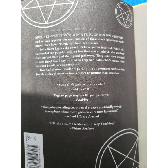 The Merciless books. Two books by Danielle Vega. - Picture 4 of 4